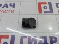 Моторчик заслонки отопителя Chevrolet Cruze 52433779R0
