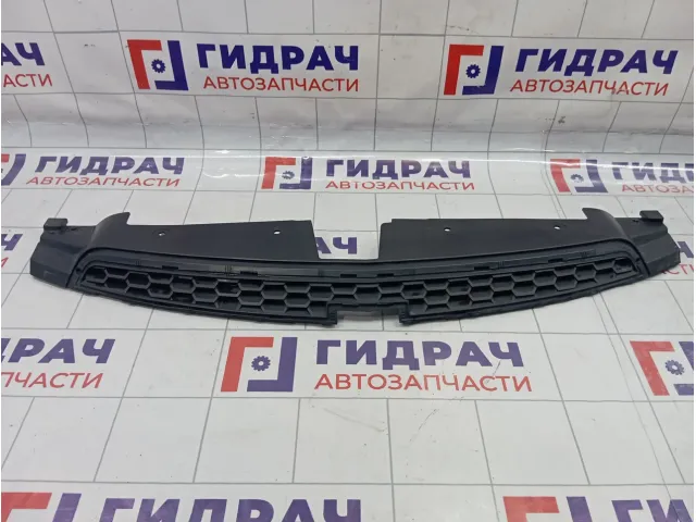 Решетка радиатора Chevrolet Cruze 96832951