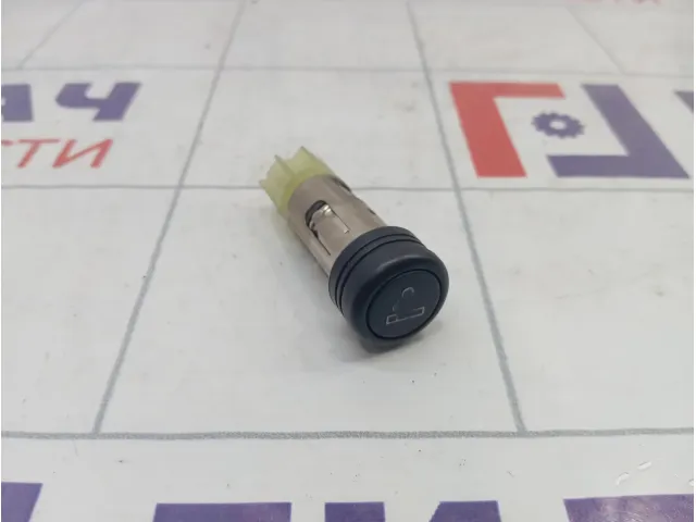 Прикуриватель Chevrolet Cruze 13502526