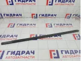 Накладка стекла переднего левого Chevrolet Cruze 95040059