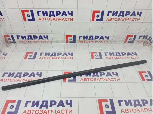 Накладка стекла заднего правого Chevrolet Cruze 95274250