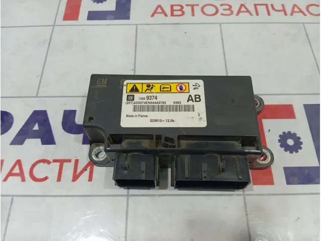 Блок управления AIR BAG Chevrolet Cruze 13589374