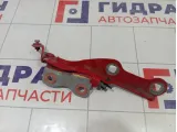 Петля капота левая Chevrolet Cruze 95406038