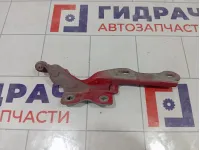Петля капота правая Chevrolet Cruze 95406039
