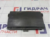 Крышка блока предохранителей Chevrolet Cruze 13222784