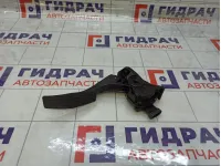 Педаль газа Chevrolet Cruze 13252702