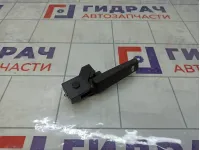 Ручка открывания капота Chevrolet Cruze 13503692