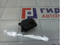 Моторчик заслонки отопителя (печки) Chevrolet Cruze 13372987