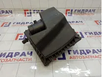 Корпус воздушного фильтра Chevrolet Cruze 13301778