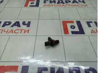 Датчик положения распредвала Chevrolet Cruze 55565709