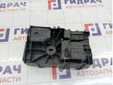 Корпус блока предохранителей Chevrolet Cruze 95963459