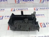 Кронштейн крепления аккумулятора (АКБ) Chevrolet Cruze 13354419
