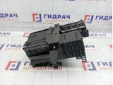 Кронштейн крепления аккумулятора (АКБ) Chevrolet Cruze 13354419