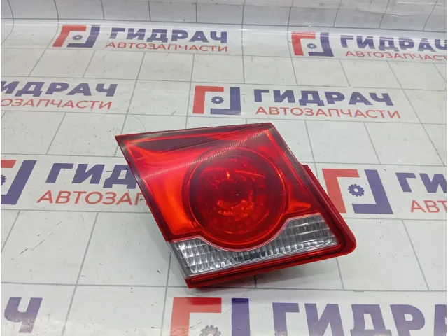 Фонарь задний наружный левый Chevrolet Cruze 95130772