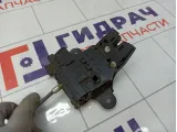 Замок багажника Chevrolet Cruze 13501988