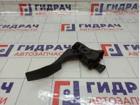 Педаль газа Chevrolet Cruze 13252702