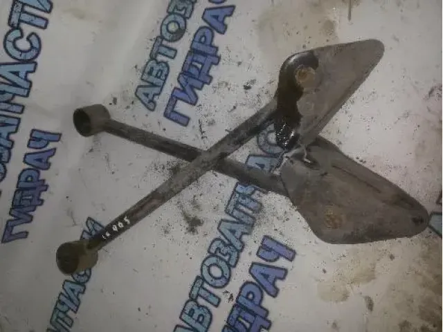 рычаг задний Chevrolet Lacetti хэтч 1.4
