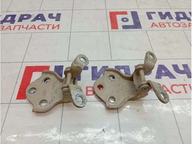 Петли двери передней правой Chevrolet Lacetti (J200)