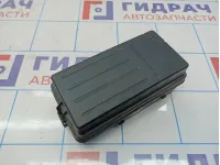 Блок предохранителей Chevrolet Lacetti (J200) 96451739. Дефект корпуса.