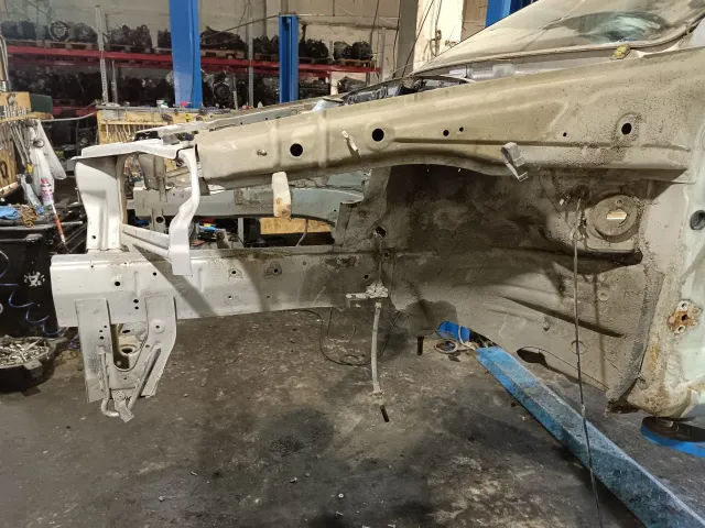 Лонжерон левый Chevrolet Lacetti J200