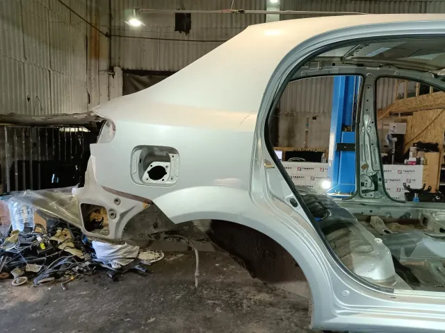 Крыло заднее правое Chevrolet Lacetti J200