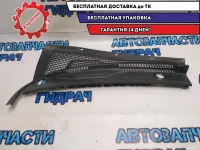 Решетка под лобовое левая Chevrolet Lacetti 2007 96544353 Отличное состояние.