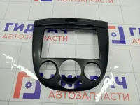 Рамка магнитолы Chevrolet Lacetti 96555127