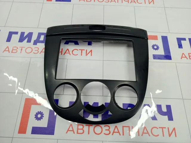 Рамка магнитолы Chevrolet Lacetti 96555127