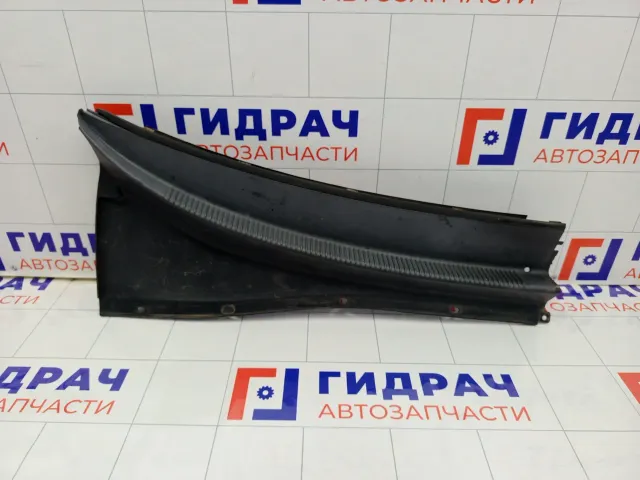 Решетка под лобовое стекло (Жабо) правая Chevrolet Lacetti 96544354
