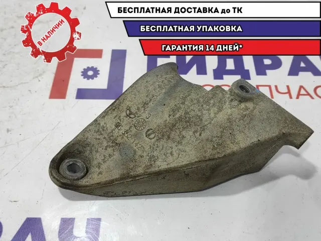 Кронштейн генератора Chevrolet Lacetti 96352142.