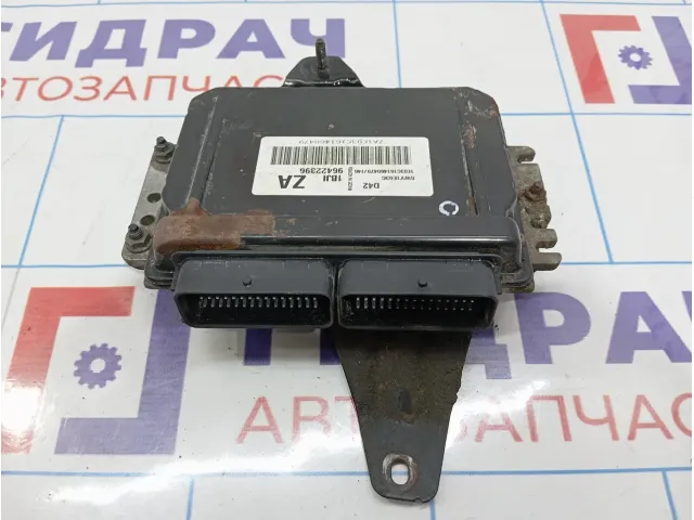 Блок управления двигателем Chevrolet Lacetti 96422396