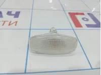 Повторитель на крыло белый Chevrolet Lacetti 96337460