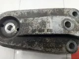 Кронштейн опоры двигателя Chevrolet Lacetti 96550221