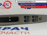 Блок управления стеклоподъемниками Chevrolet Lacetti 96418302. Потертость.