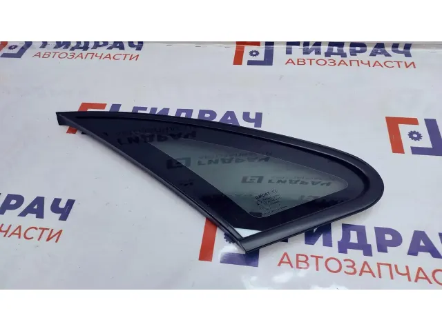 Стекло кузовное глухое левое Chevrolet Lacetti 96545217.