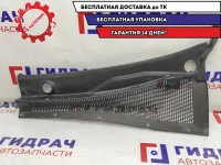 Решетка стеклоочистителя левая Chevrolet Lacetti 96544353. Дефект.