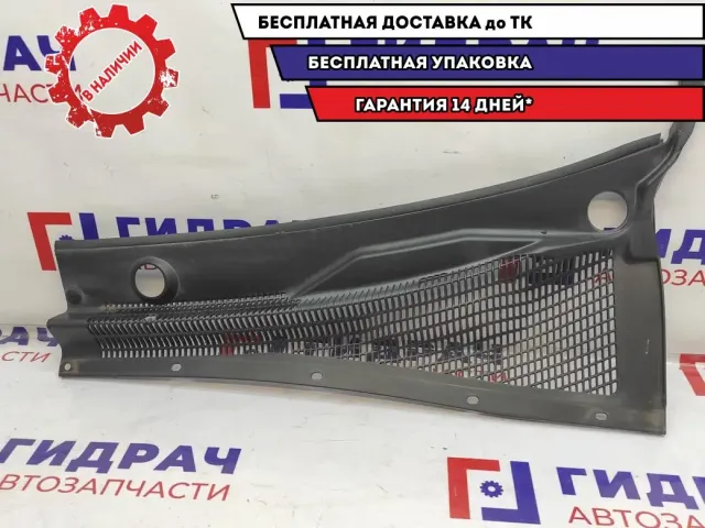 Решетка стеклоочистителя левая Chevrolet Lacetti 96544353. Дефект.