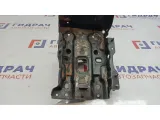 Крепление АКБ Chevrolet Lacetti 95405236. Дефект.
