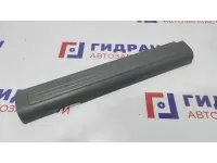 Накладка порога внутренняя передняя левая Chevrolet Lacetti 96555510. Дефект.