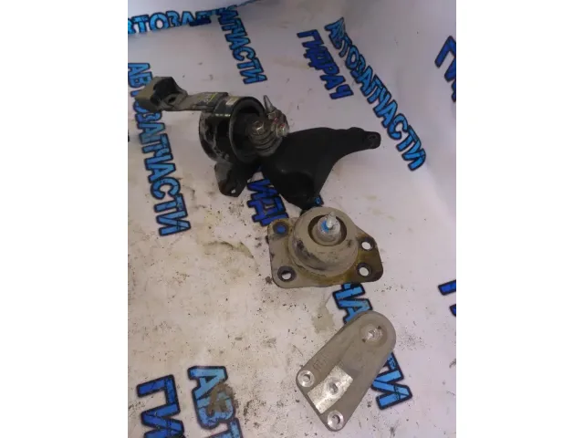 подушка ДВС КПП шт Chevrolet Lacetti sedan 2011