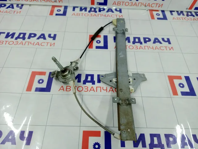 Стеклоподъемник механический задний правый Chevrolet Lacetti