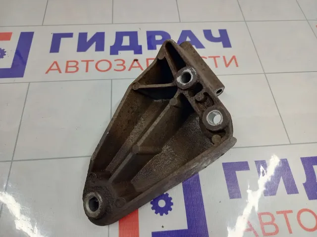 Кронштейн генератора Chevrolet Lacetti 96352142