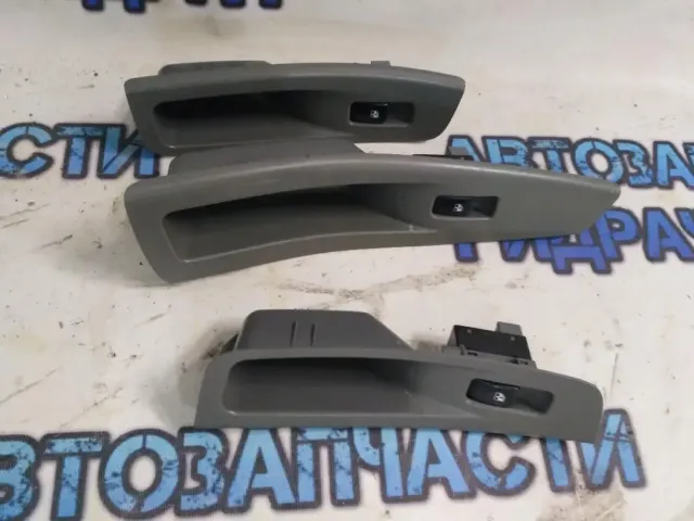 Кнопка стеклоподъемника шт Chevrolet Lacetti HB