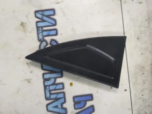 Наружный уголок задний левый Chevrolet Lacetti HB