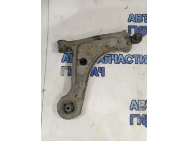 рычаг передний правый Chevrolet Lacetti sedan