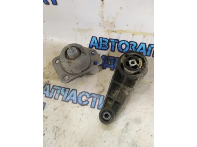 подушка ДВС КПП Chevrolet Lacetti sedan 1.4