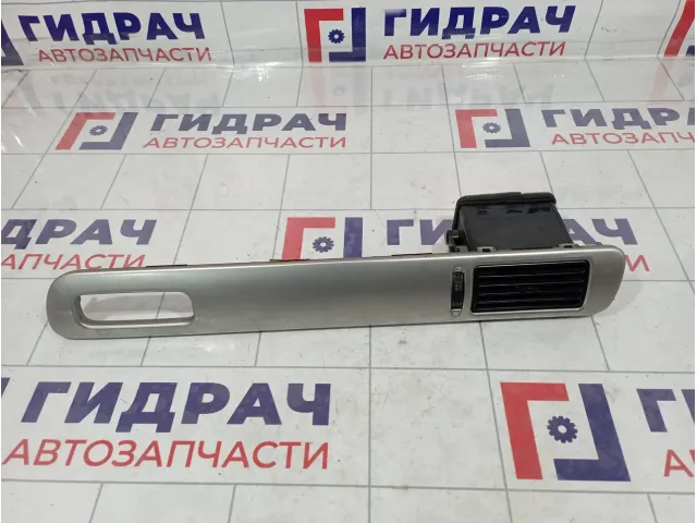 Дефлектор воздушный правый Chevrolet Rezzo 96415126