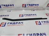 Накладка стекла переднего правого Chevrolet Spark 96601517. Царапины.