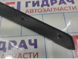 Молдинг передней левой двери Chevrolet Spark 96657019. Сломаны крепления.