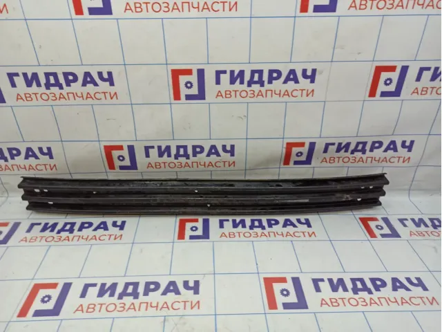 Усилитель переднего бампера Chevrolet Spark 96590735. Вмятина.